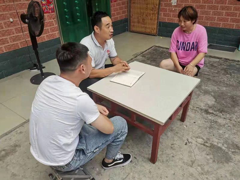 博農(nóng)乳業(yè)黨支部扎實(shí)開展“入戶訪民情、我來(lái)辦實(shí)事”活動(dòng)